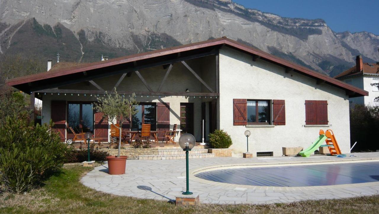 Villa avec vue Biviers Extérieur photo
